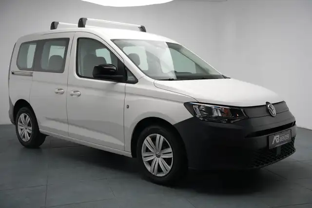 Volkswagen Caddy view 6