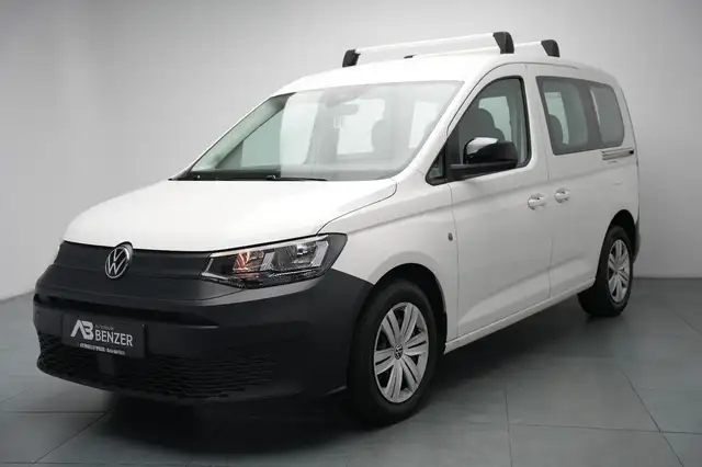 Volkswagen Caddy view 3
