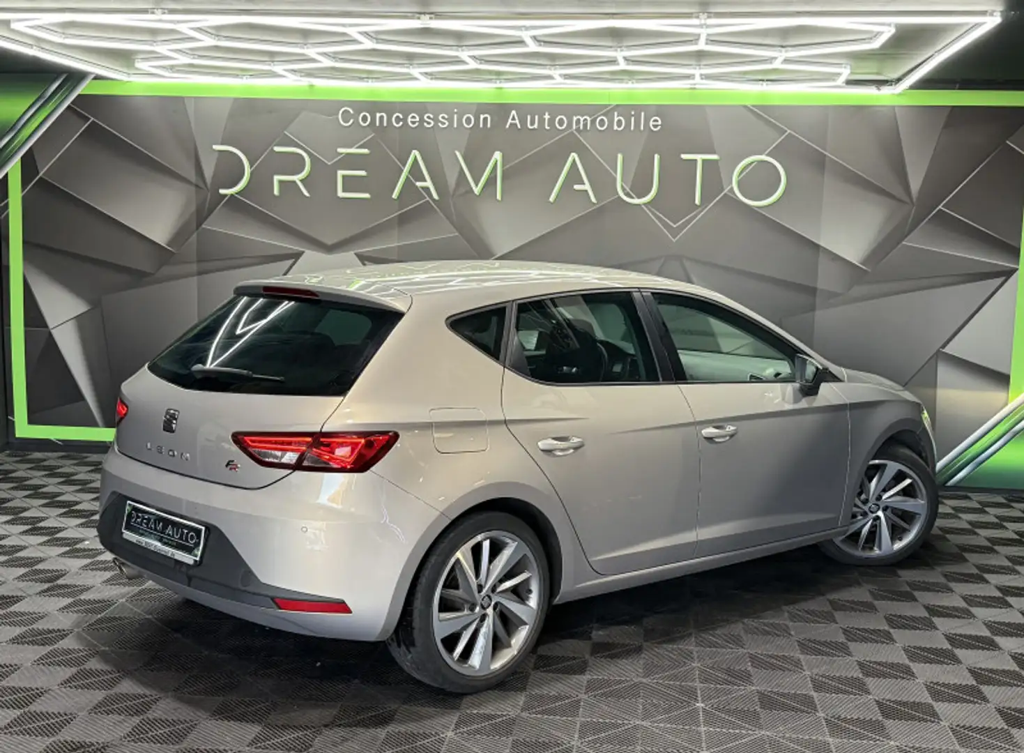 SEAT Leon 1.4 TSI 140CH FR START\u0026STOP Argent - 2