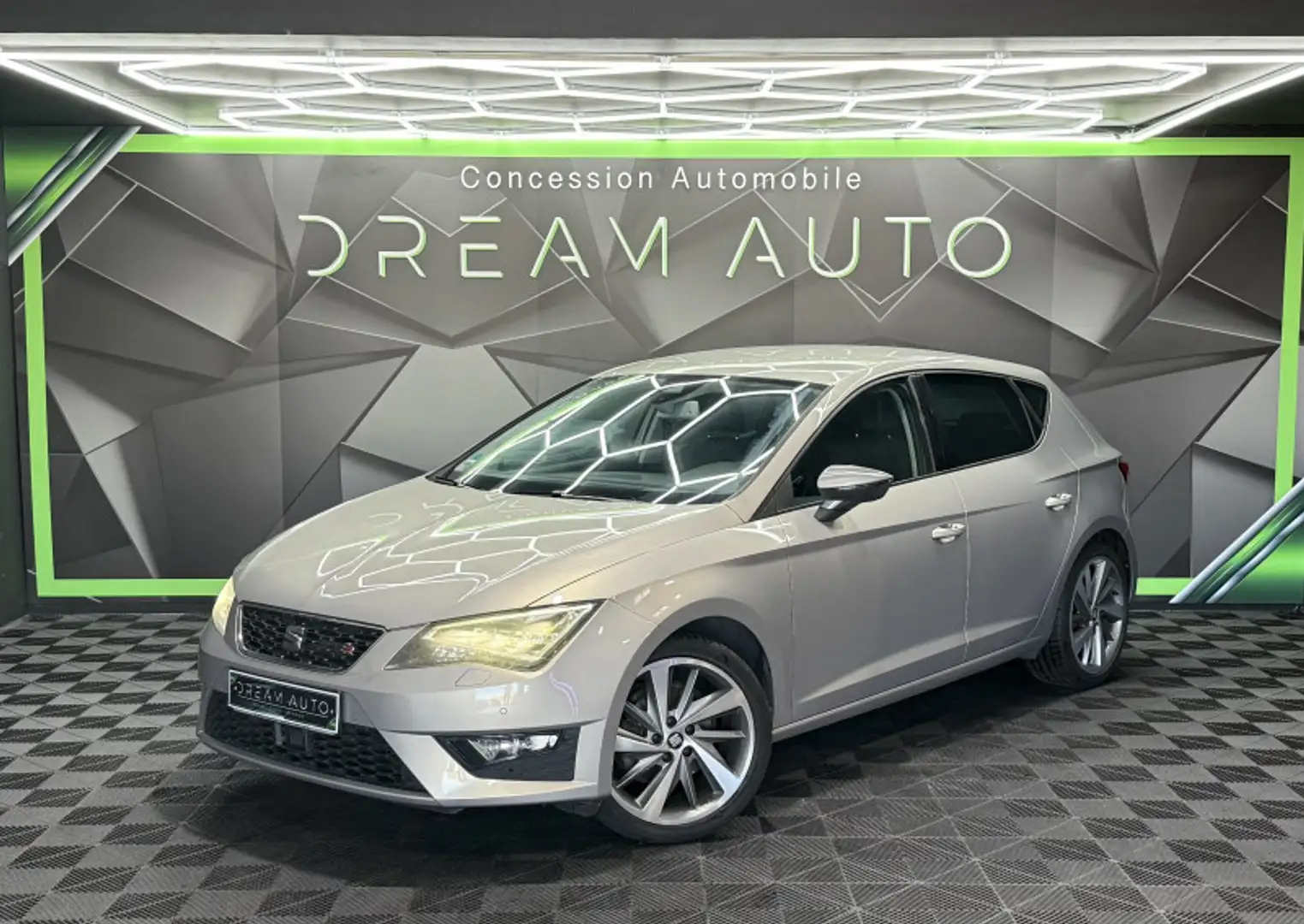 SEAT Leon 1.4 TSI 140CH FR START\u0026STOP Argent - 1