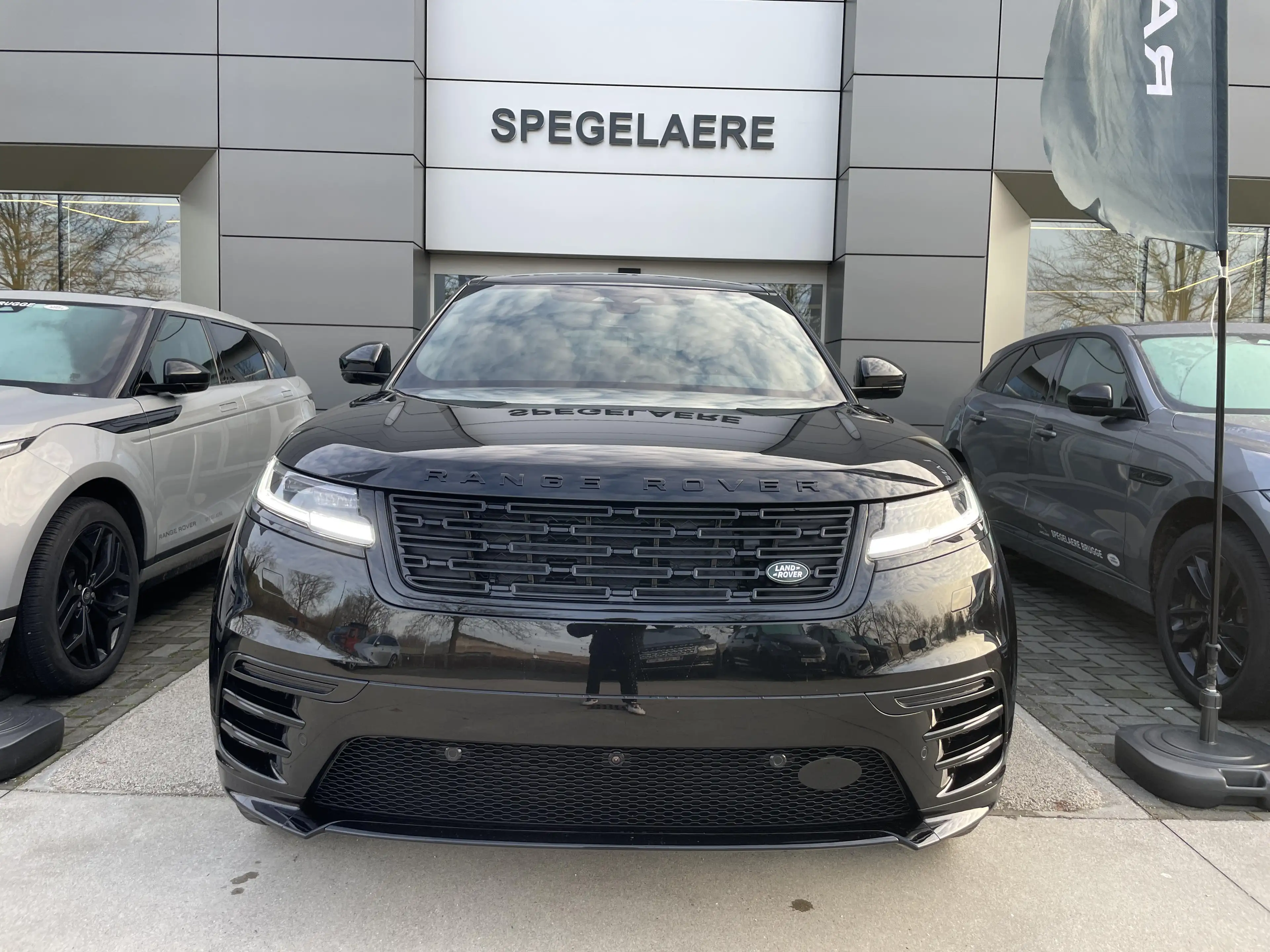 Land Rover Range Rover Velar P400e Dynamic SE AWD Auto. 26MY — photo 2