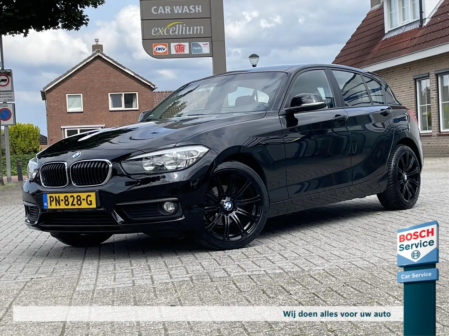 BMW 116 1-Serie 116I M-Sport / Stoelverwarming / Trekhaak Schwarz - 1
