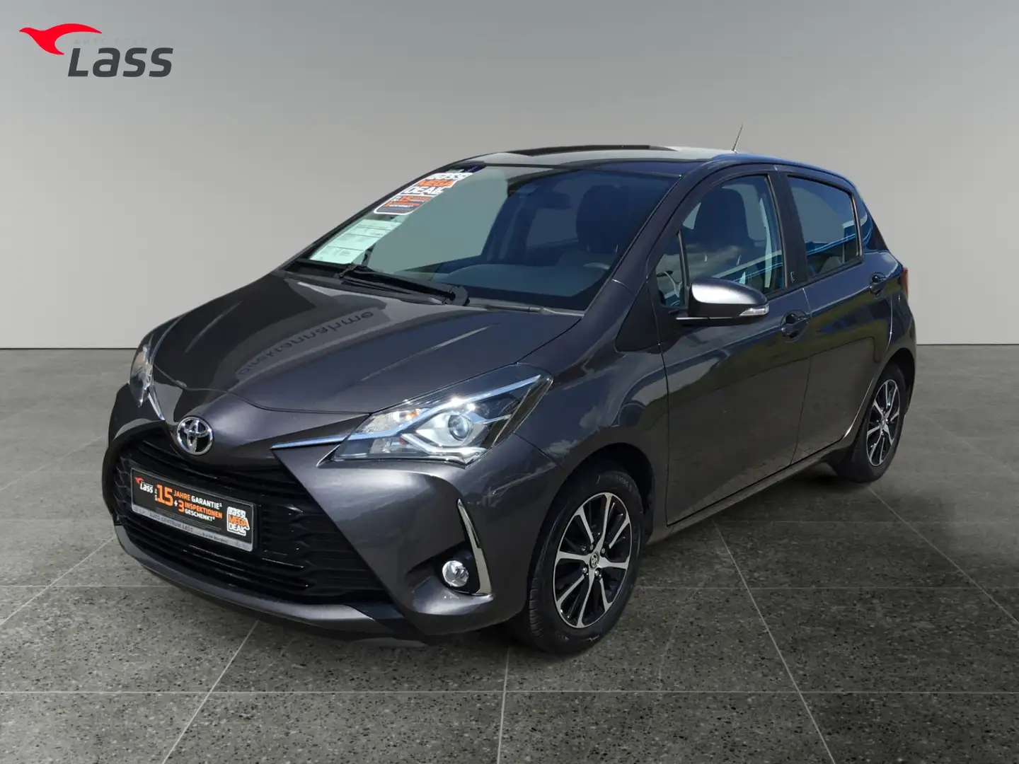 Toyota Yaris 1.0 Team D Rückfahrkamera, Bluetooth Grey - 2