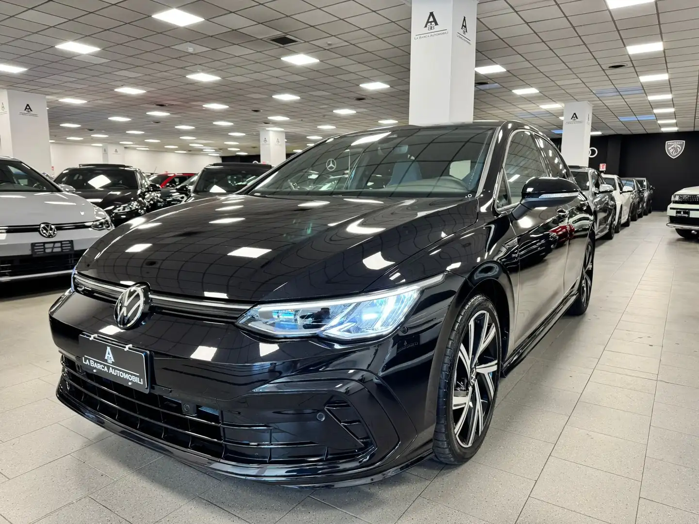 Volkswagen Golf 1.5 Tsi R-Line 130CV Negro - 2