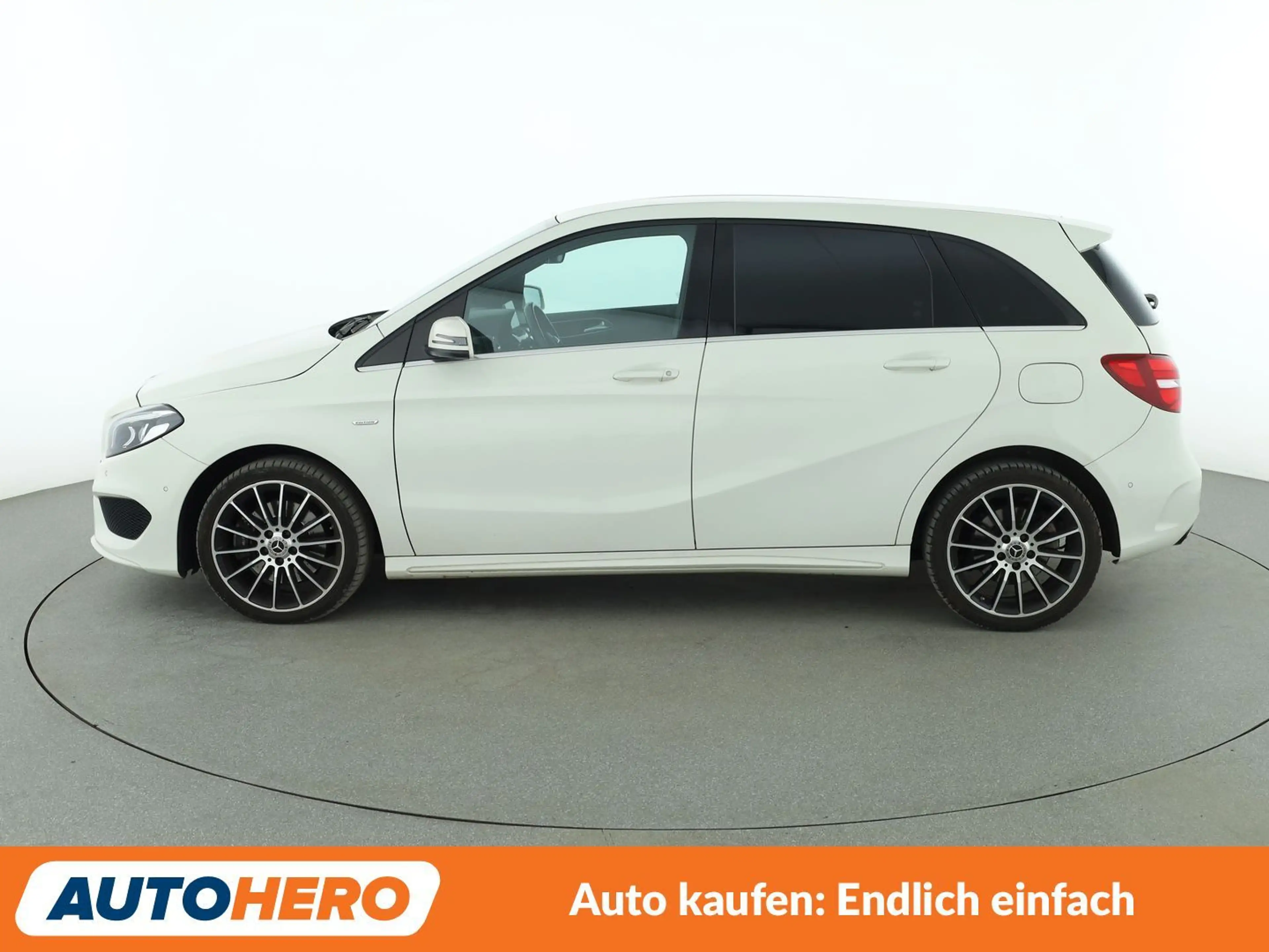 Mercedes-Benz B 220 B 220 4Matic AMG Line Aut.*NAVI*LED*TEMPO*PDC* — photo 3