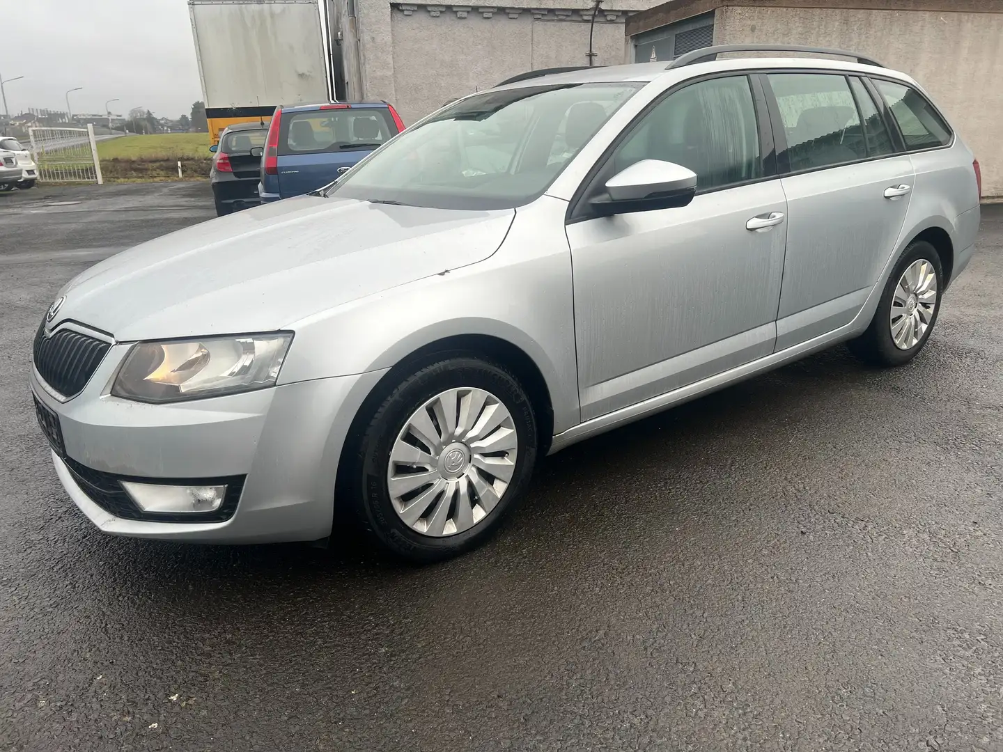Skoda Octavia Ambition Grau - 2