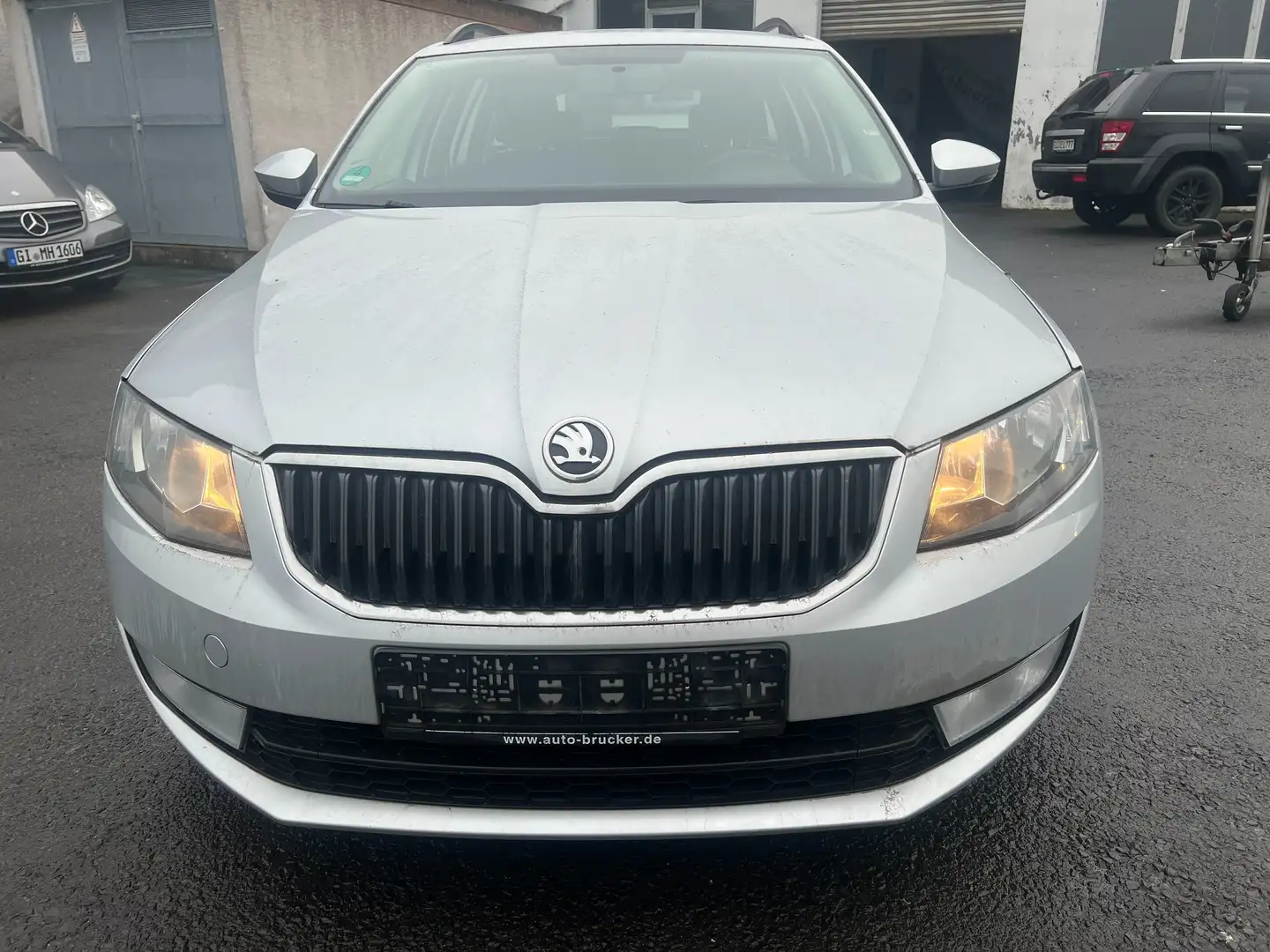 Skoda Octavia Ambition Grau - 1