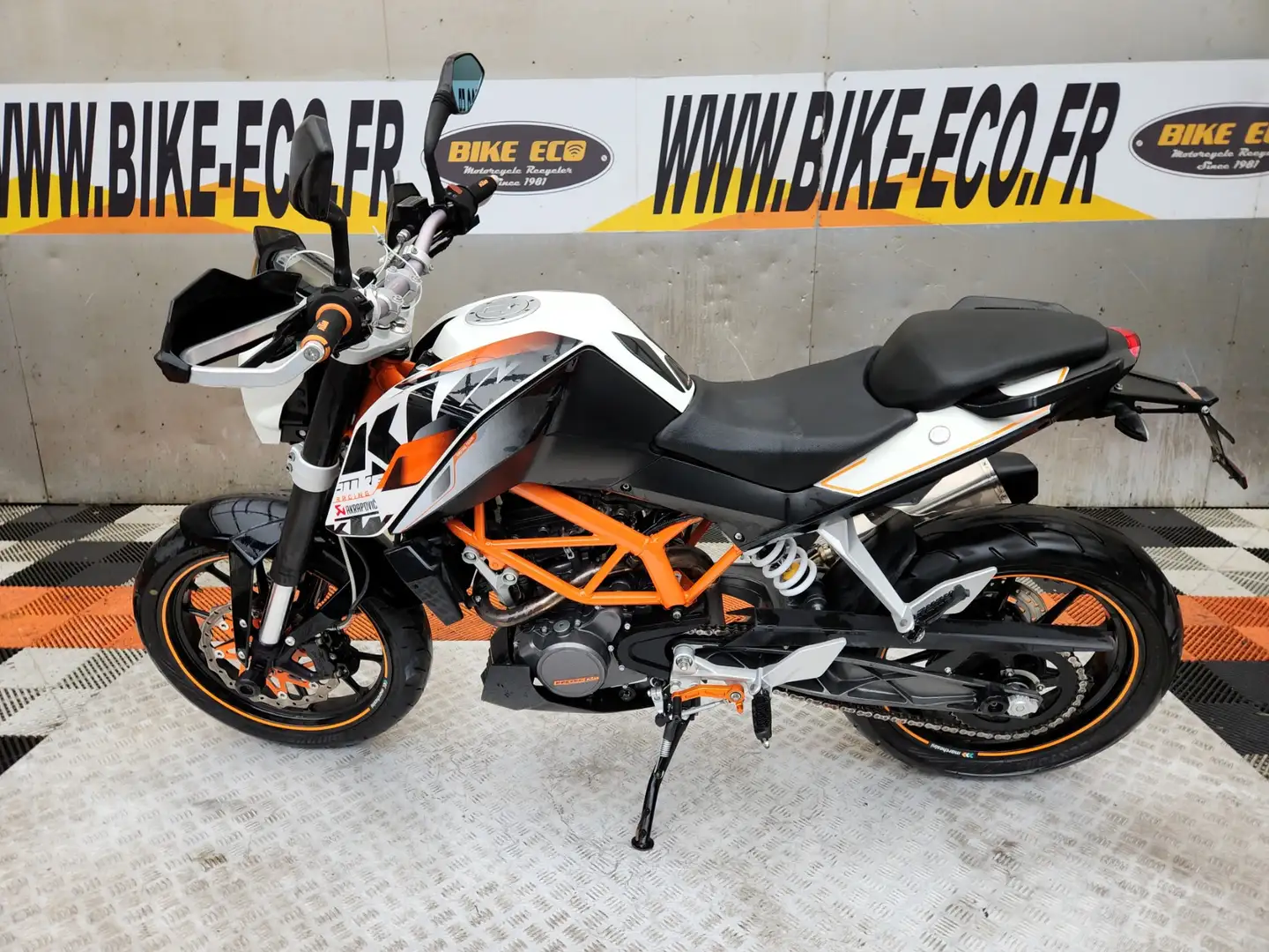KTM 125 Duke Білий - 2
