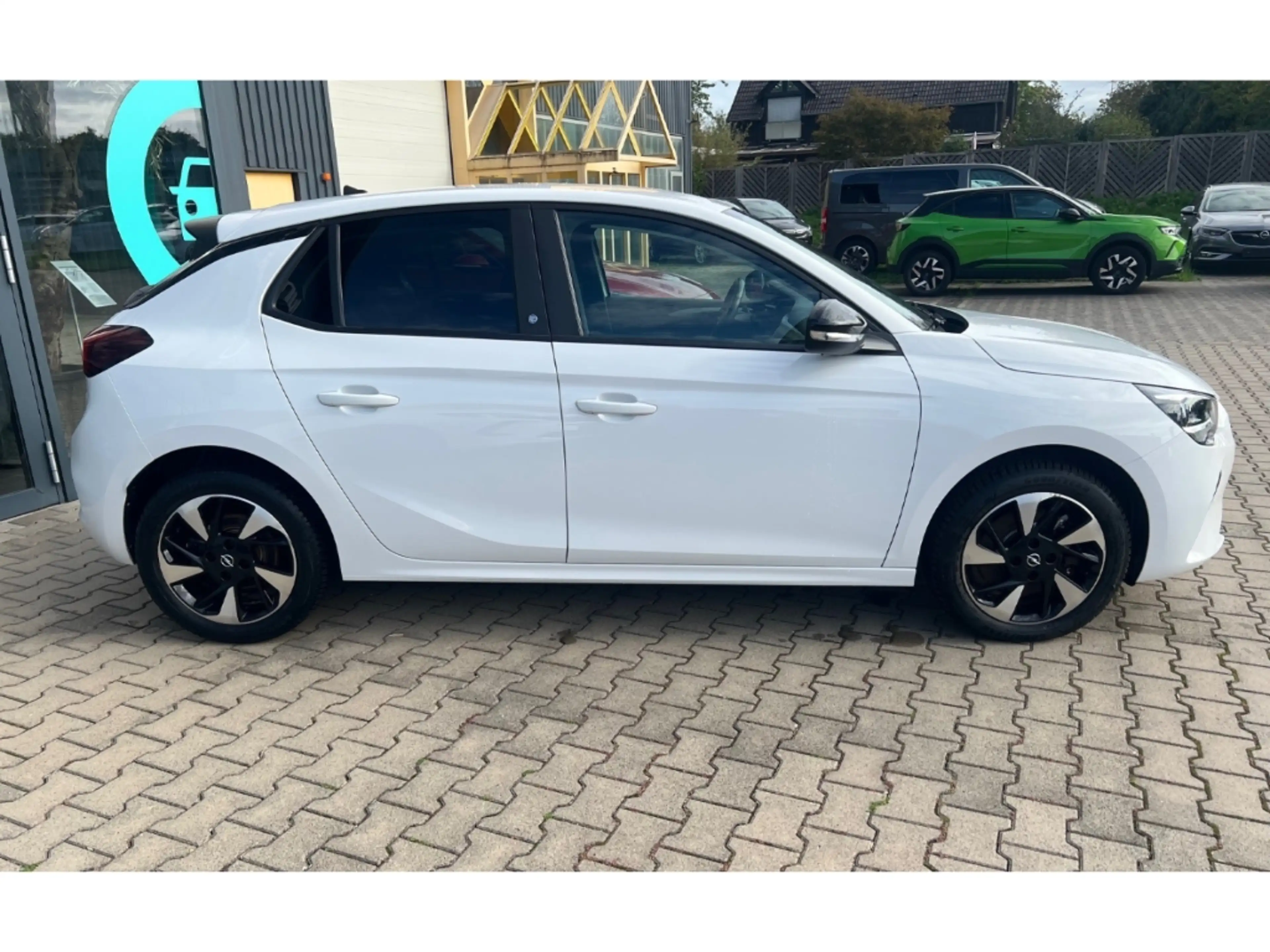 Opel Corsa-e Edition +Sitzheizung+Kamera+3-Phasig+ — photo 4