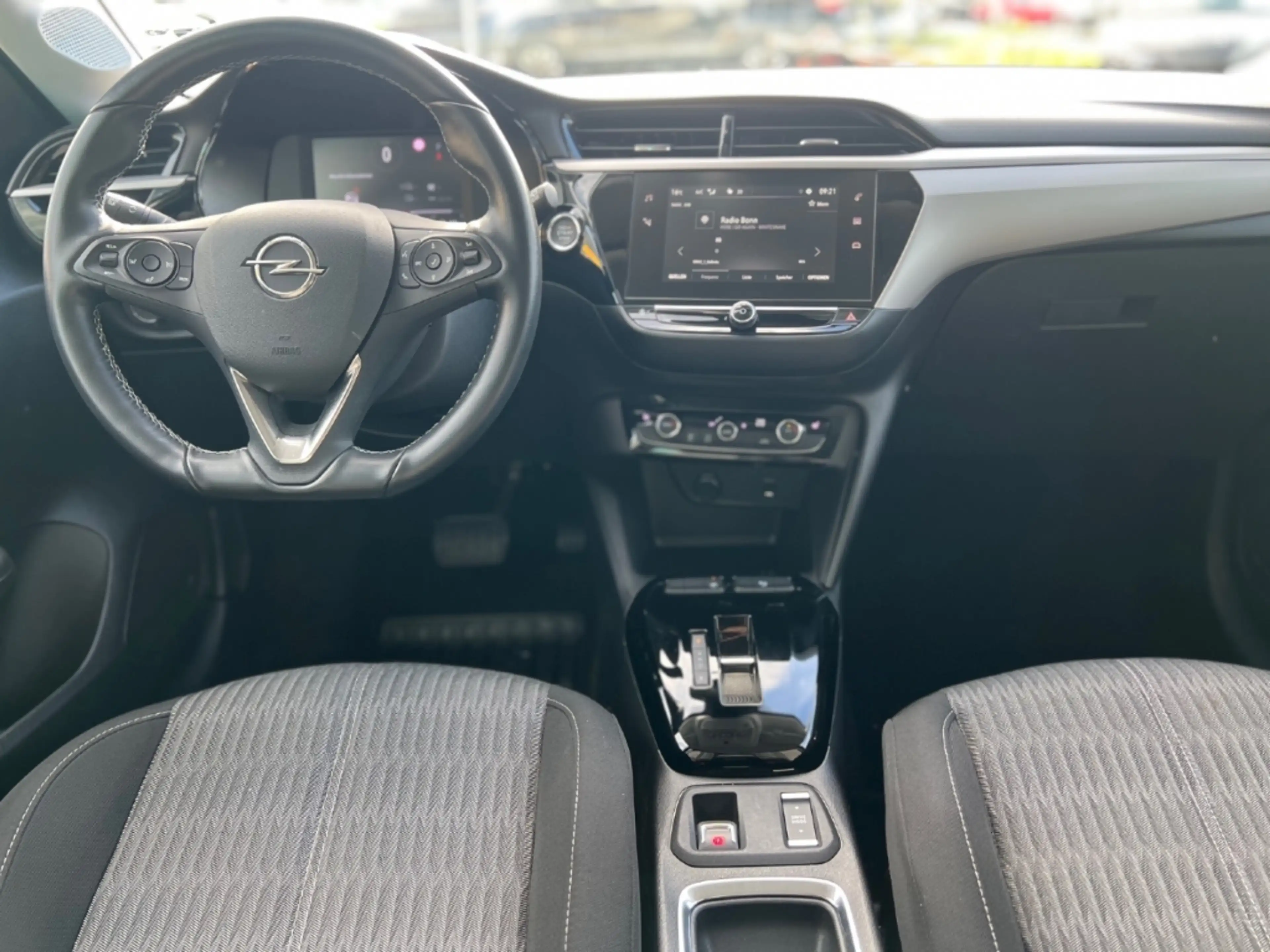 Opel Corsa-e Edition +Sitzheizung+Kamera+3-Phasig+ — photo 11