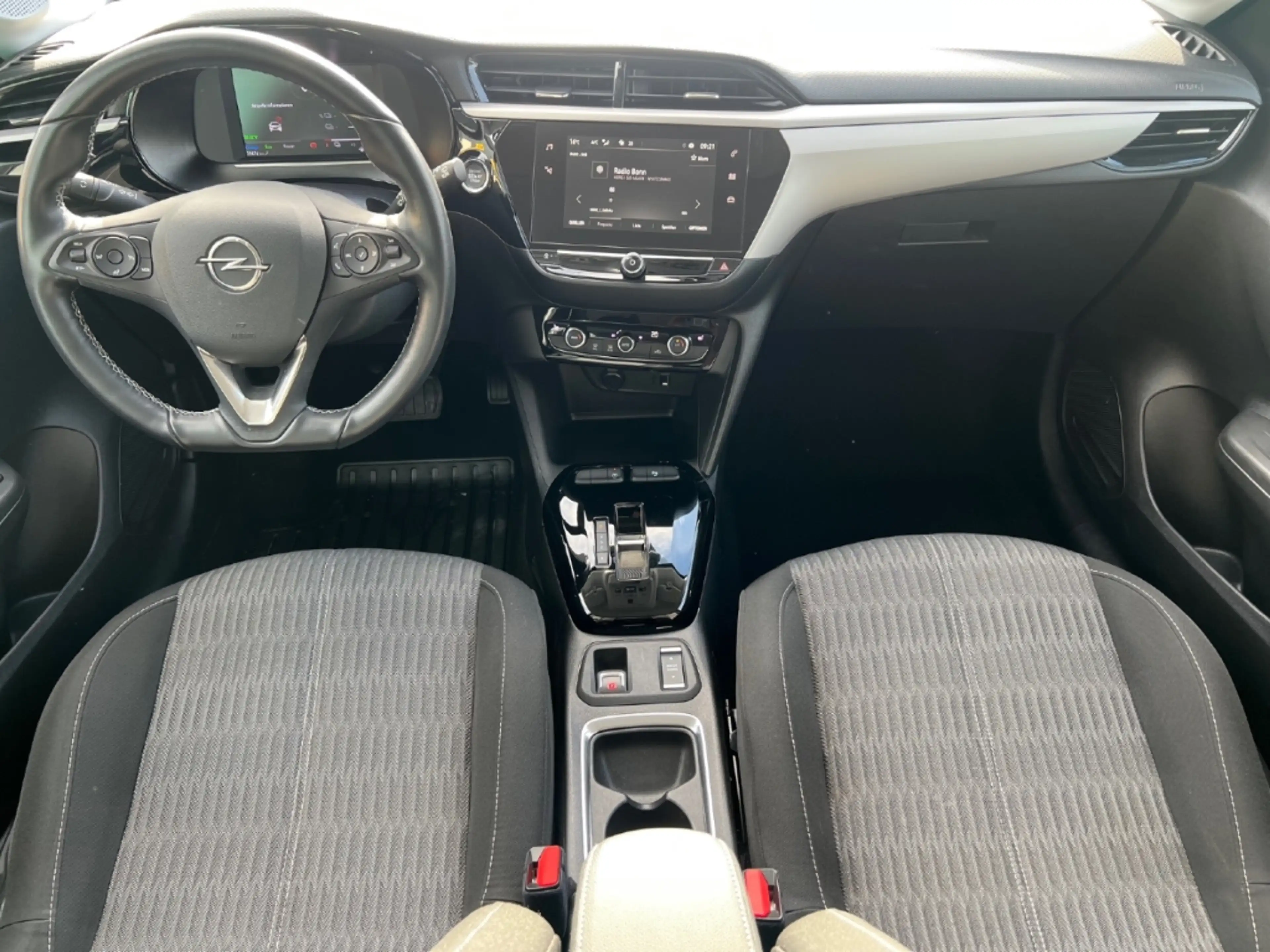 Opel Corsa-e Edition +Sitzheizung+Kamera+3-Phasig+ — photo 10