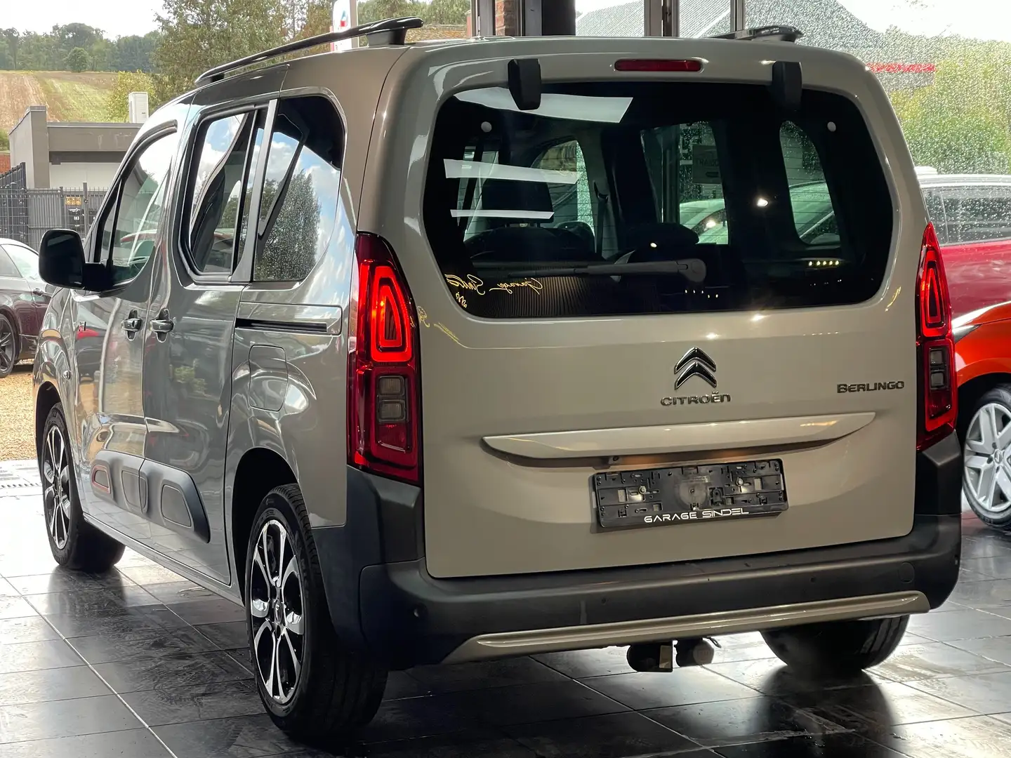 Citroen Berlingo 1.2i XTR/GARANTIE 1AN*1ER MAIN*CARNET Beige - 2