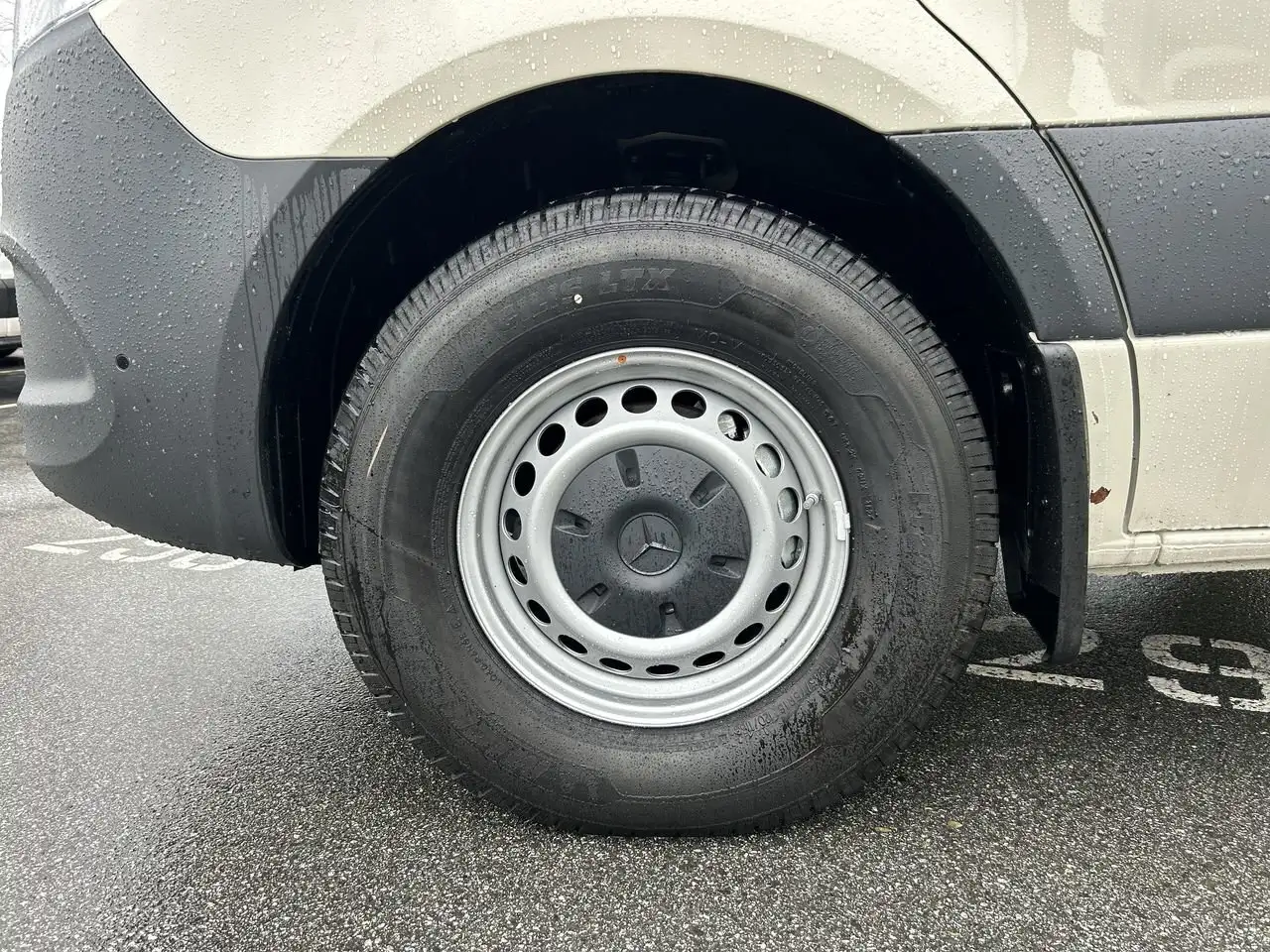 Mercedes-Benz Sprinter снимка Mercedes-Benz Sprinter