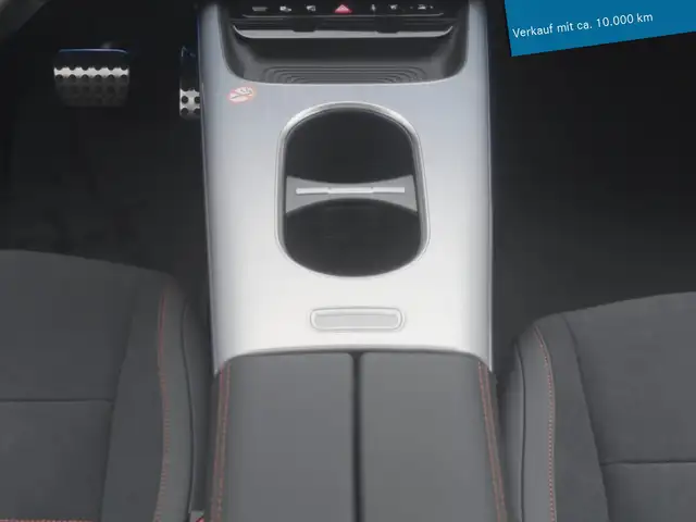 Mercedes-Benz Cla view 21