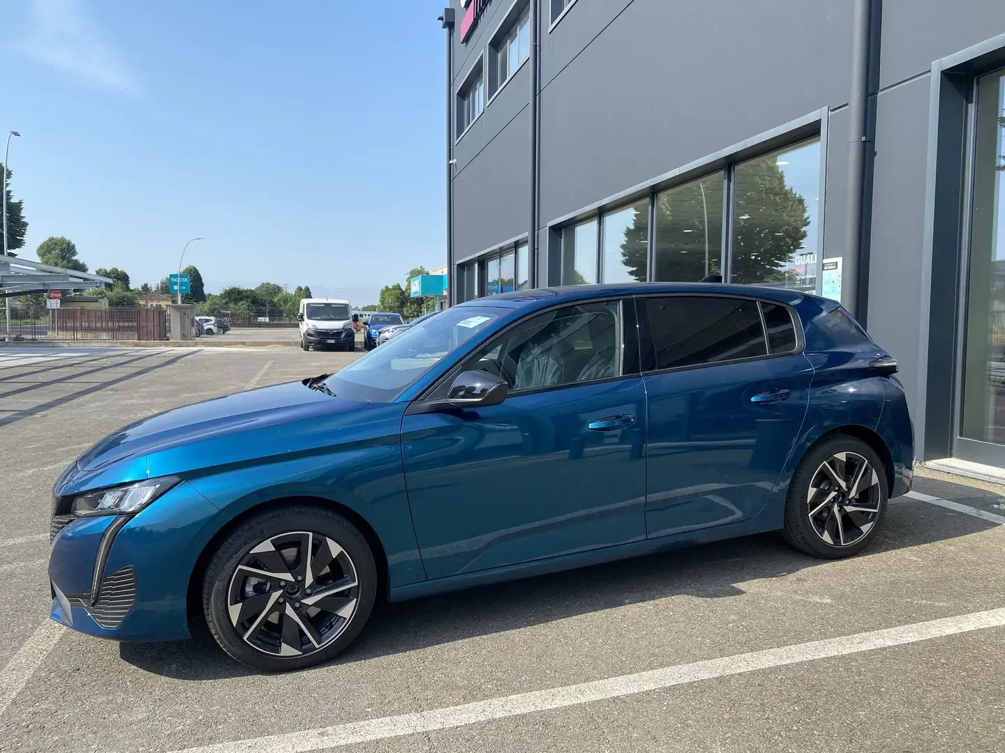 Peugeot 308 Hybrid 145 e-DCS6 Allure Blu/Azzurro - 2