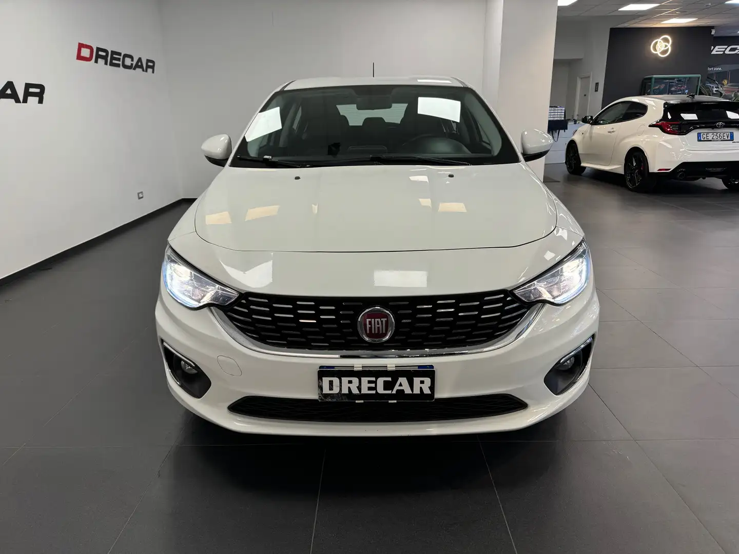 Fiat Tipo 5p 1.3 mjt 95CV LOUNGE UNIPROP PERFETTA NEOPATENT Bianco - 2