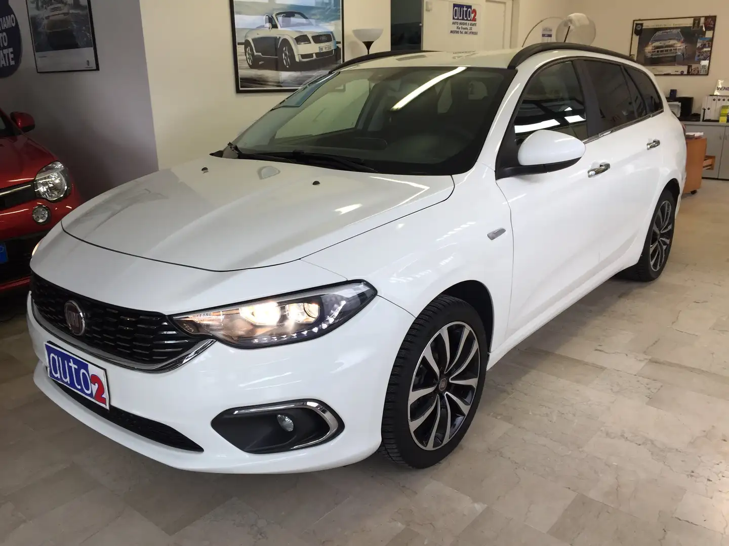 Fiat Tipo Tipo SW 1.3 mjt Lounge s Blanco - 1