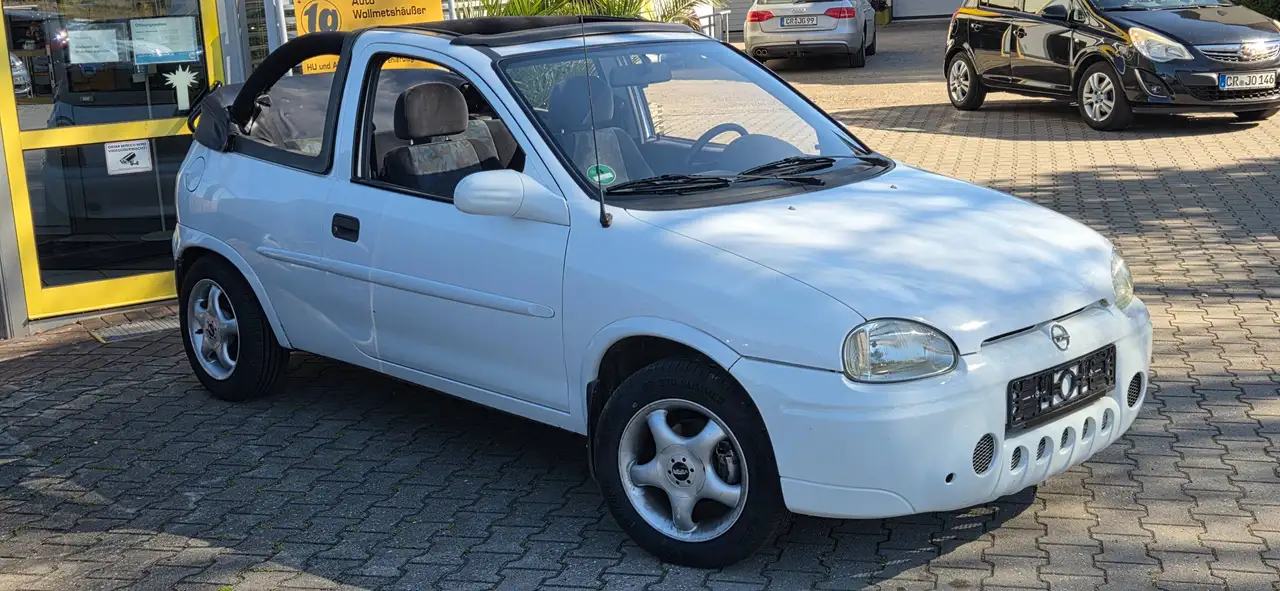 Opel Corsa 1.2i Cabrioumbau, foto 3