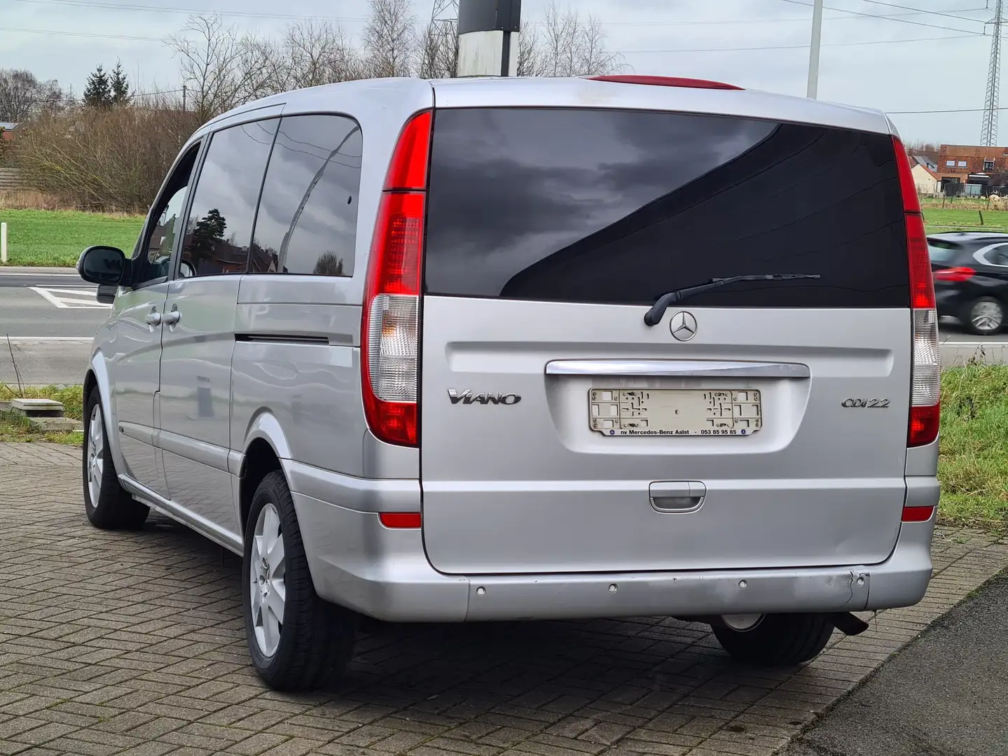 Mercedes-Benz Viano 2.2CDI 110Kw Euro 4 Double Cabine utilitaire Stříbrná - 2