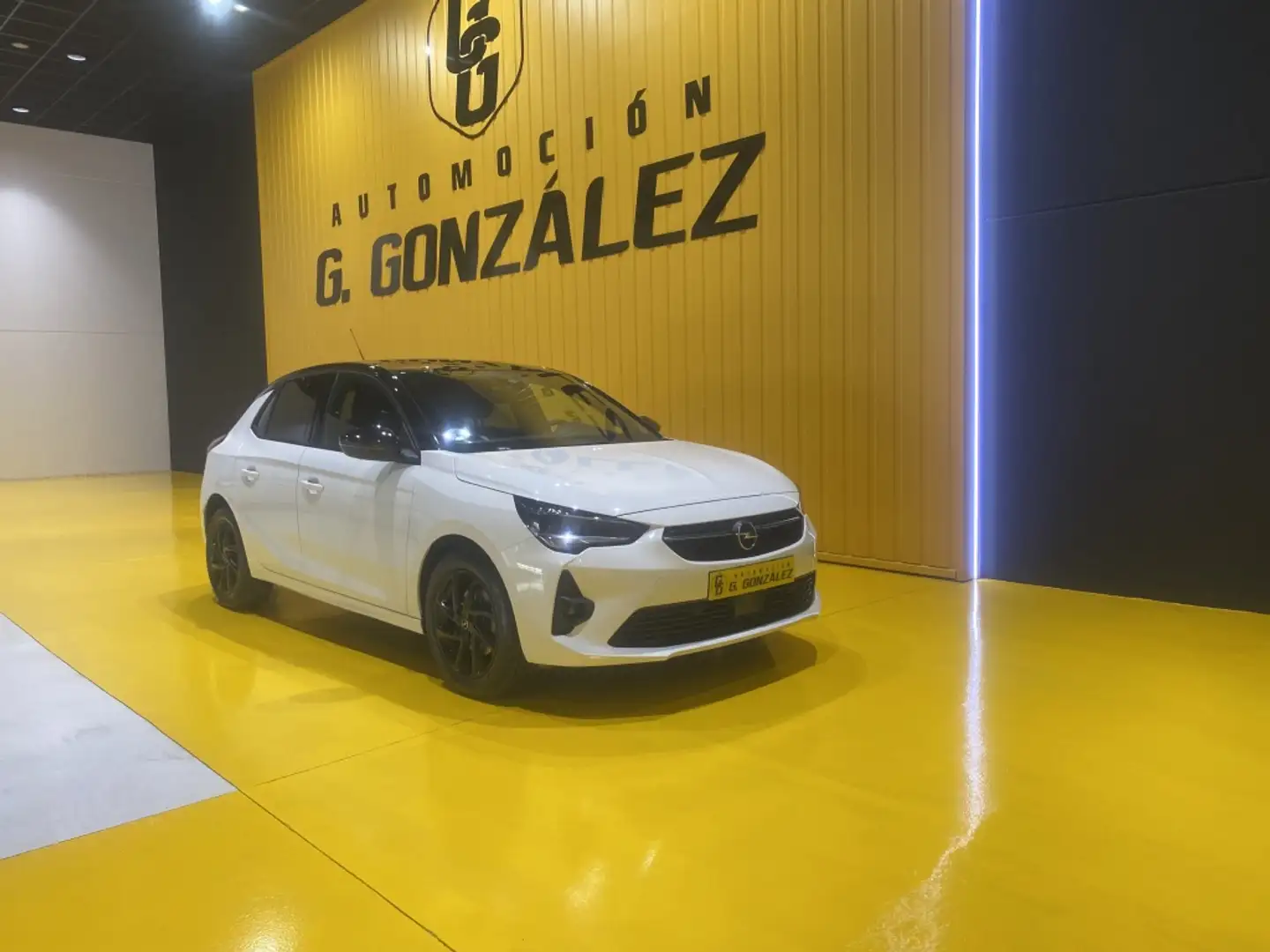 Opel Corsa 1.2T XHL S/S GS 100 Blanc - 1