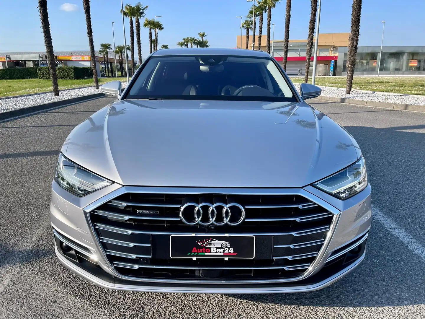 Audi A8 50 3.0 tdi mhev quattro tiptronic Stříbrná - 2