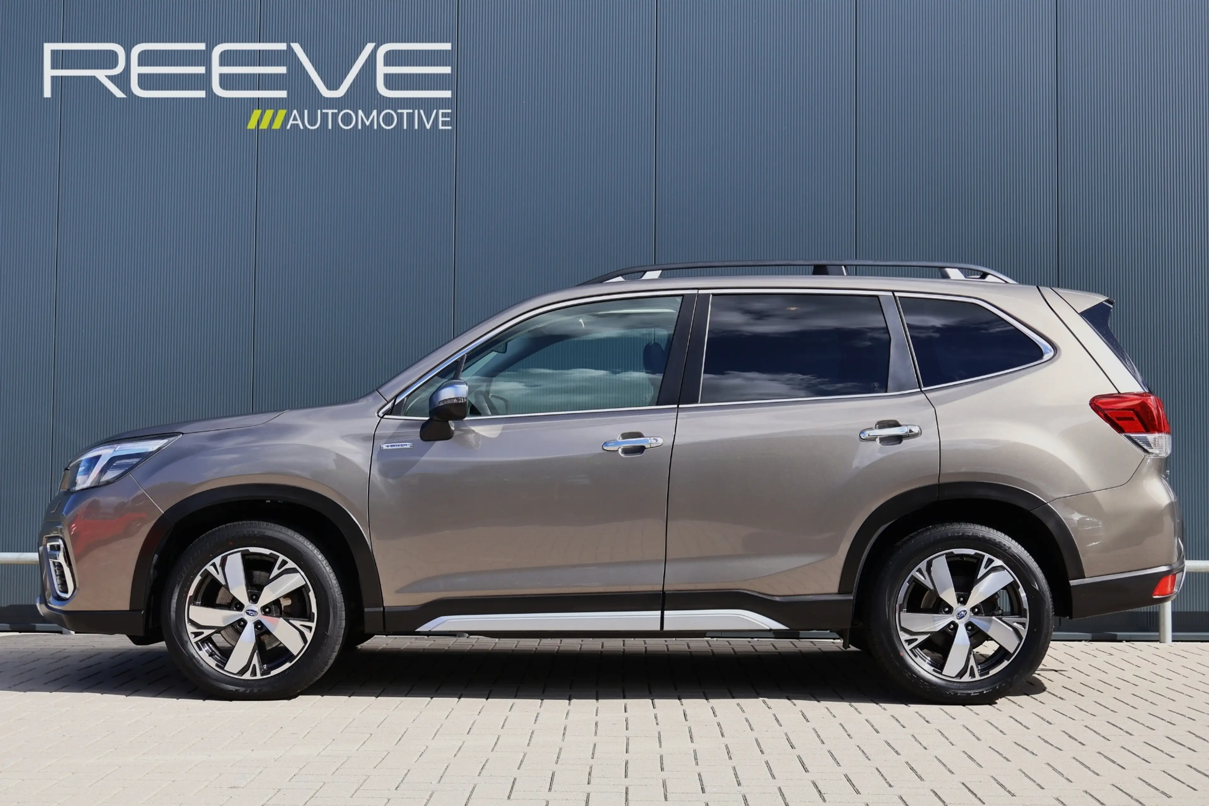Subaru Forester 2.0i e-BOXER Premium 4WD | Trekhaak | Leer | Panor — photo 2