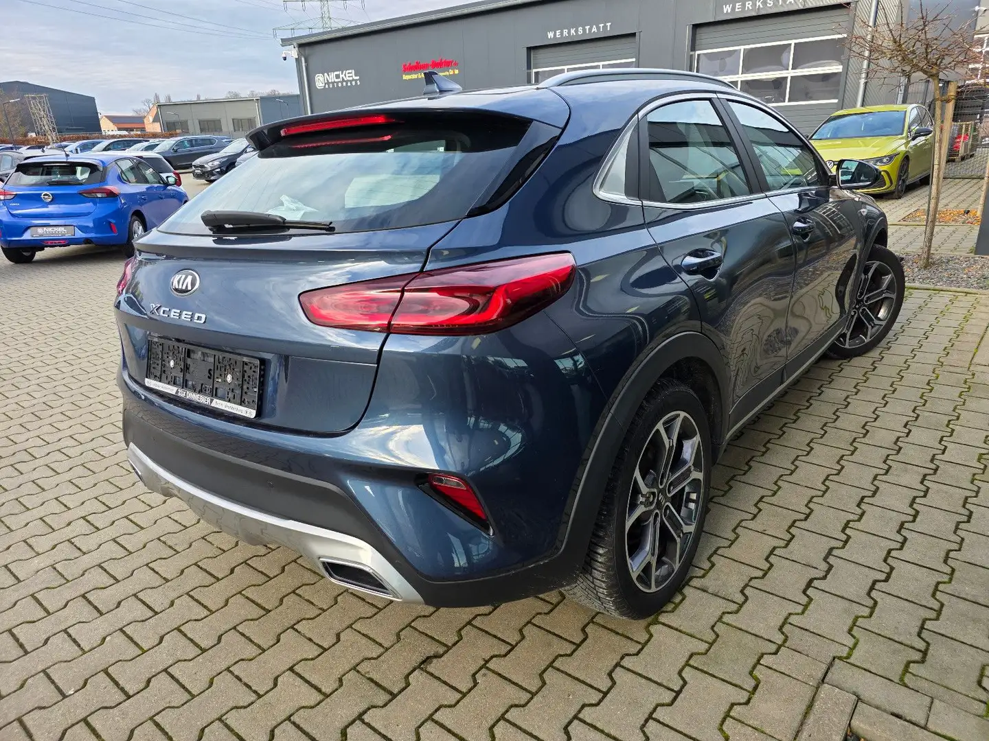 Kia XCeed Spirit*Led*Kamera*Navi*T-Leder*Top* Kék - 2