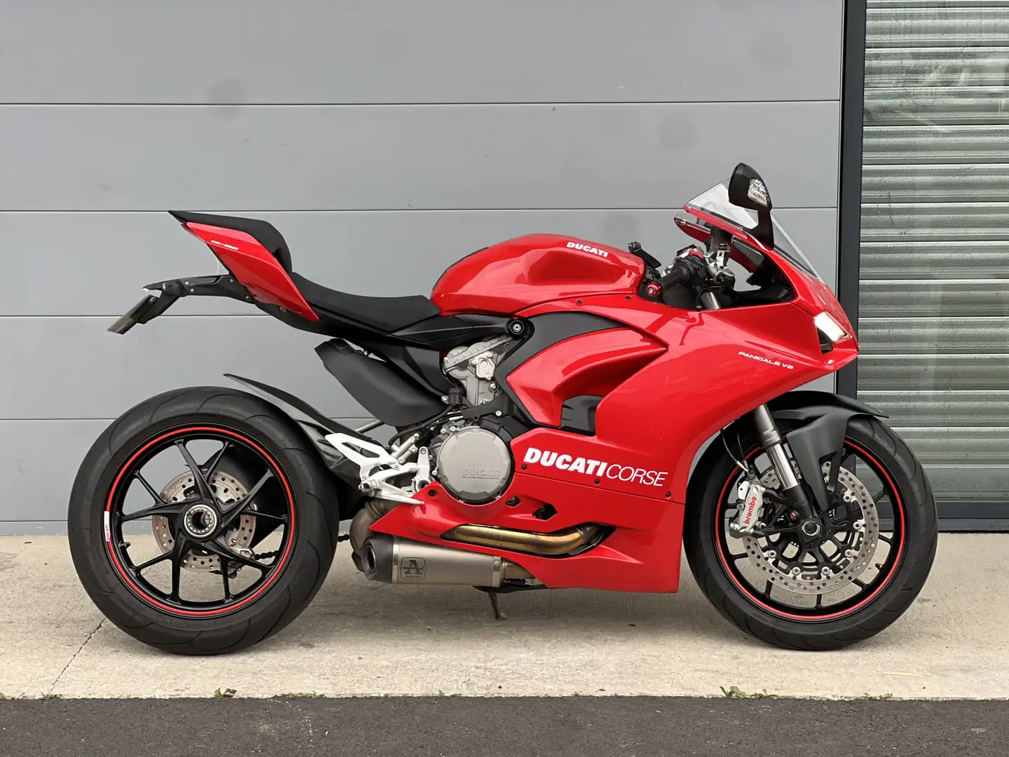 Ducati Panigale V2 Rojo - 1