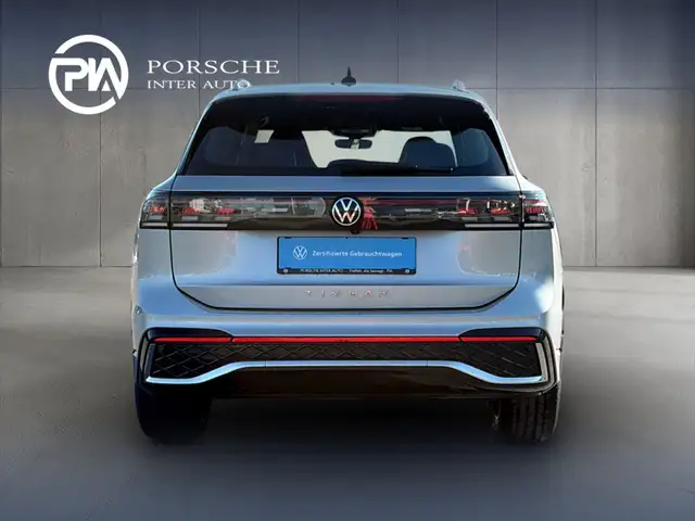 Volkswagen Tiguan view 5