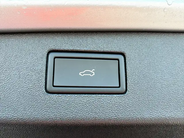 Volkswagen Tiguan view 14
