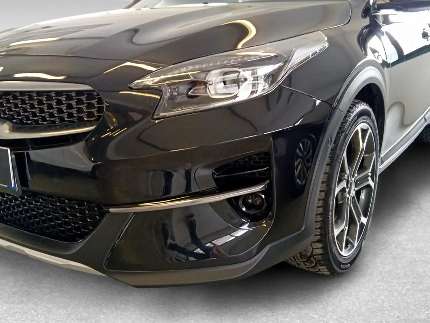 Kia XCeed 1.6 CRDi MHEV Evolution Nero - 2