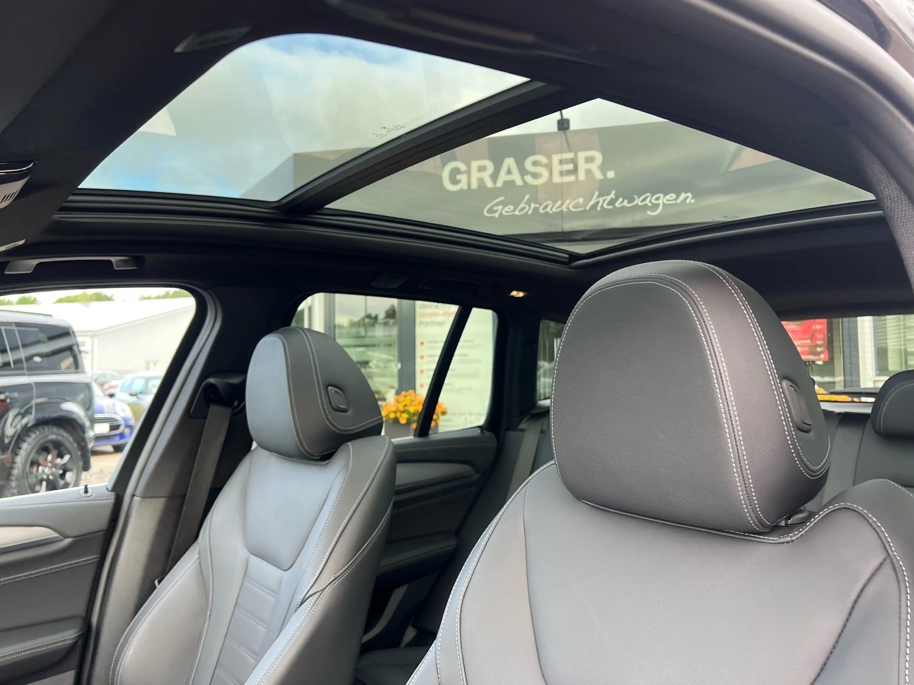 BMW iX3 sDrive75 AHK LED Head-Up H&K Pano — photo 14