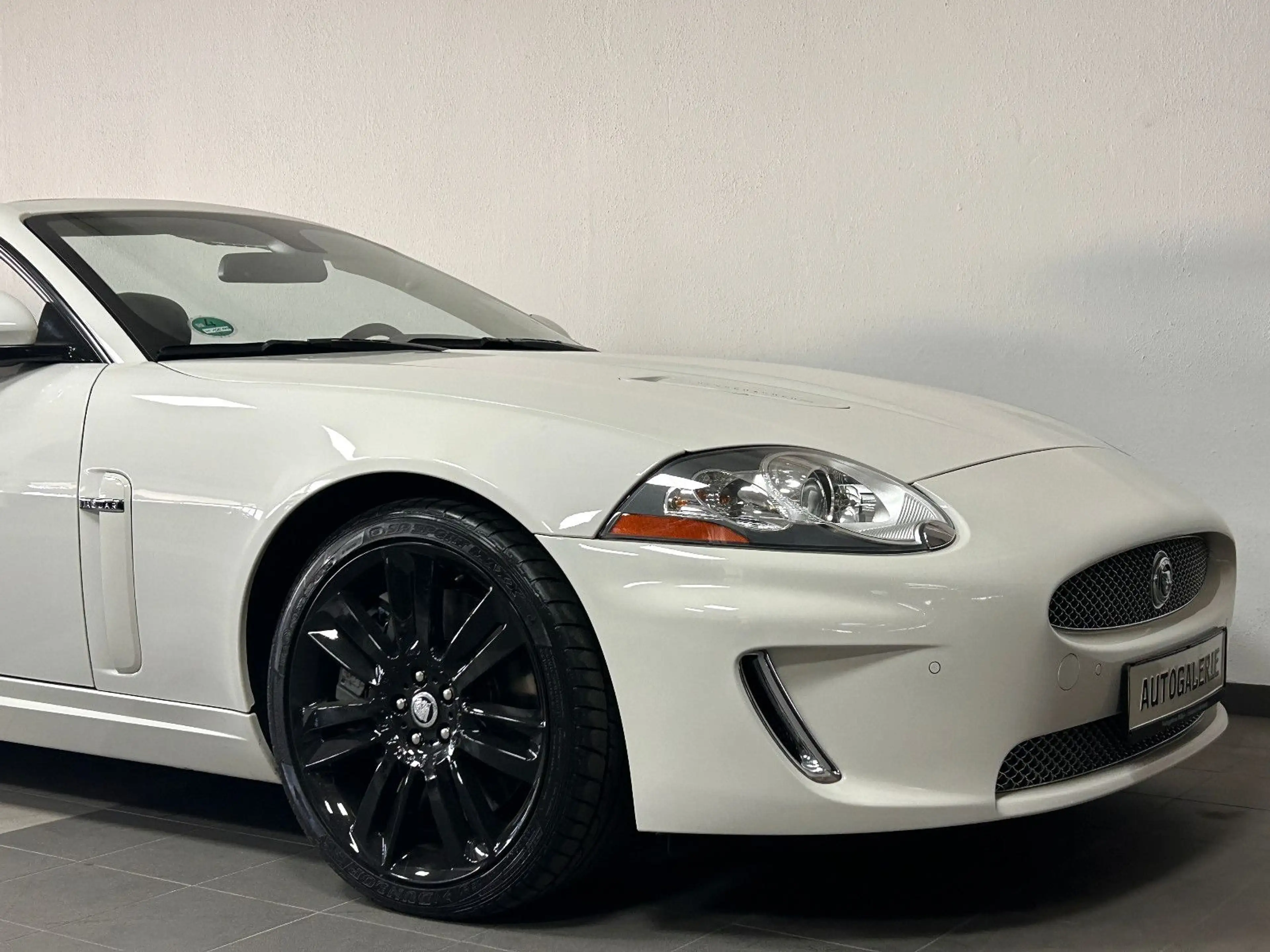 Jaguar XKR 5.0 V8 Cabriolet - Deutsches Fzg.! — photo 24