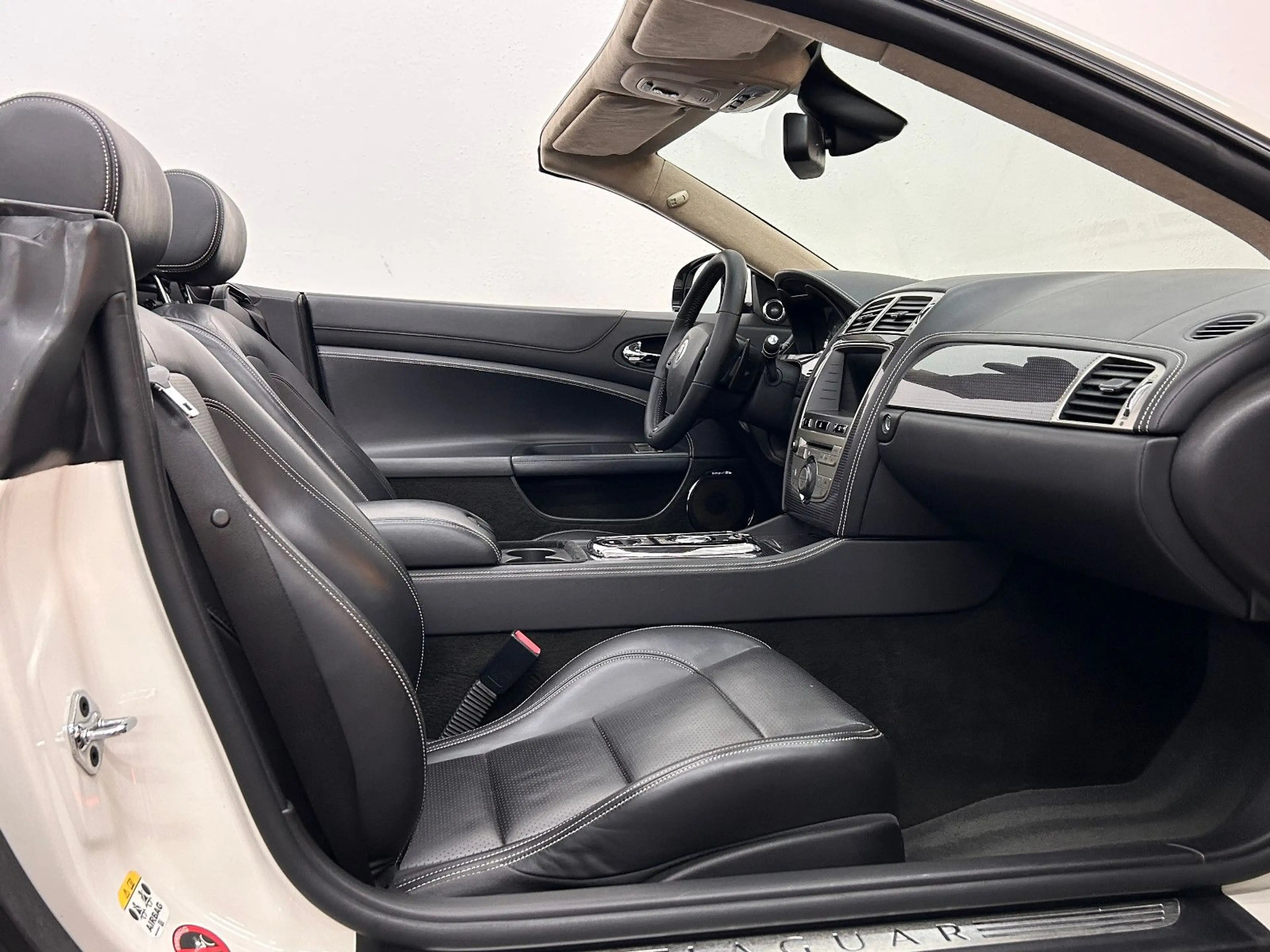 Jaguar XKR 5.0 V8 Cabriolet - Deutsches Fzg.! — photo 14