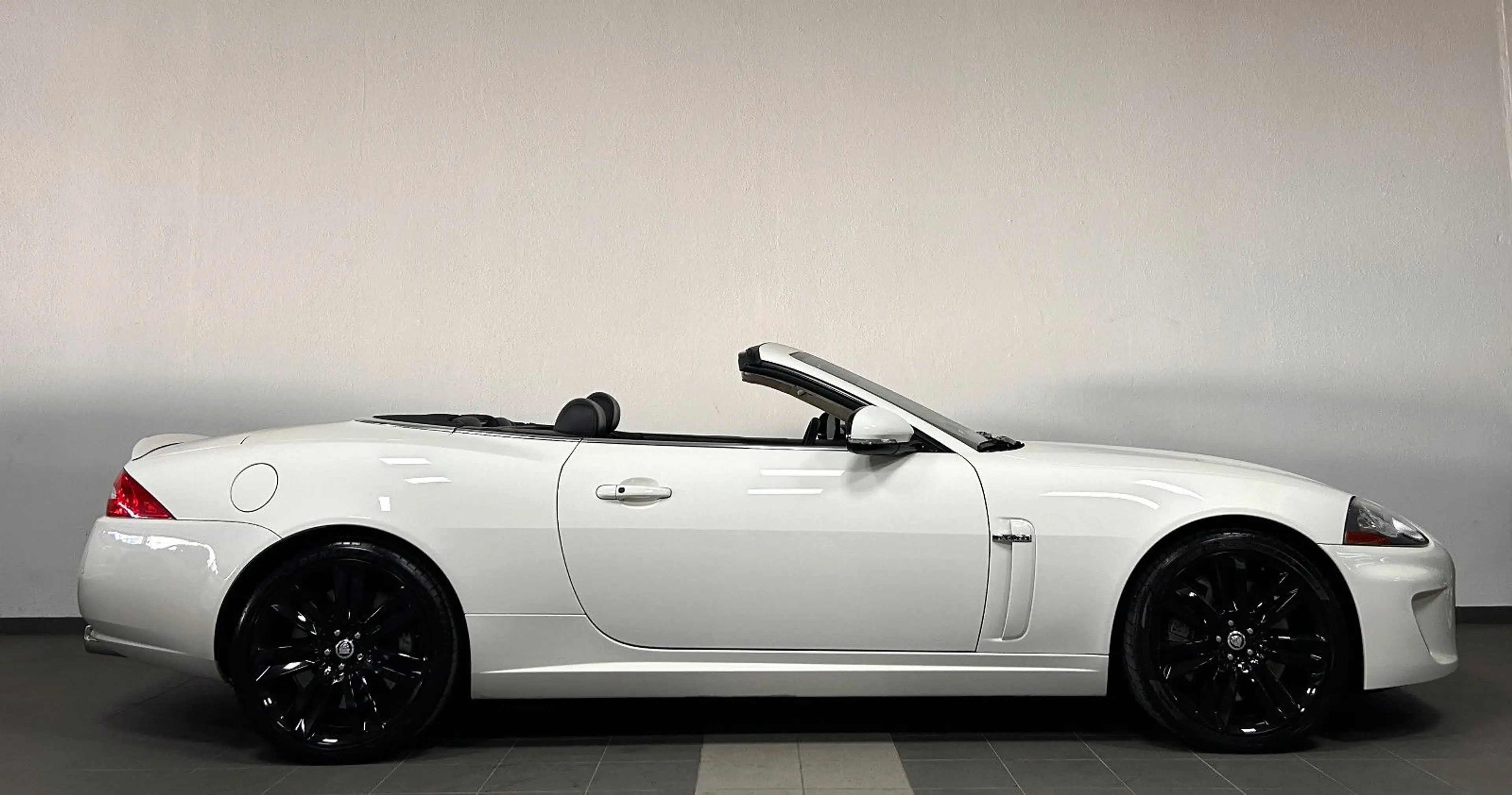Jaguar XKR 5.0 V8 Cabriolet - Deutsches Fzg.! — photo 5