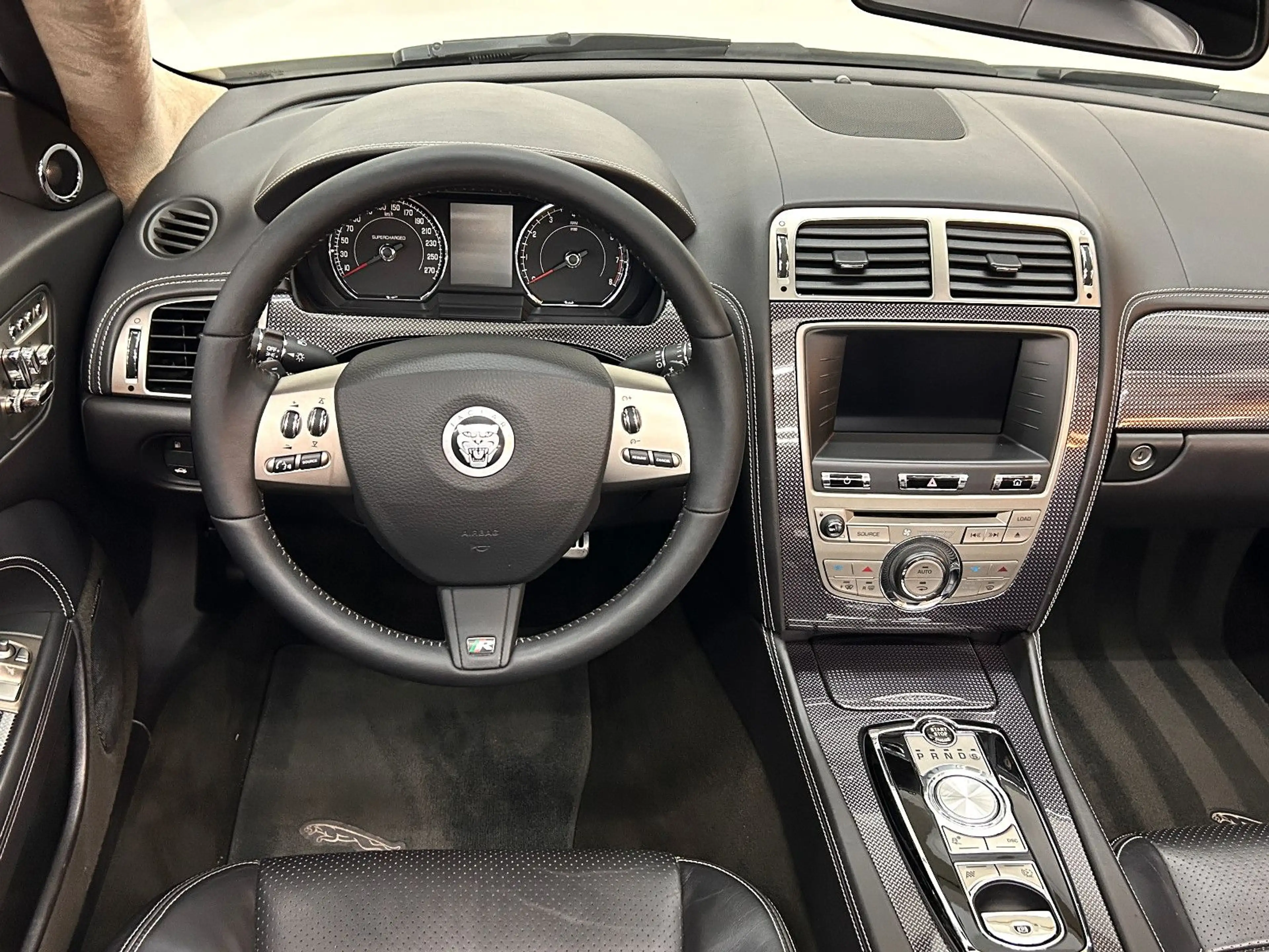 Jaguar XKR 5.0 V8 Cabriolet - Deutsches Fzg.! — photo 11