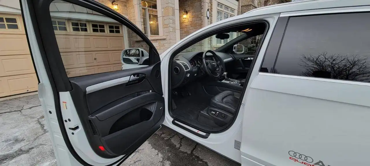Audi Q7 снимка Audi Q7