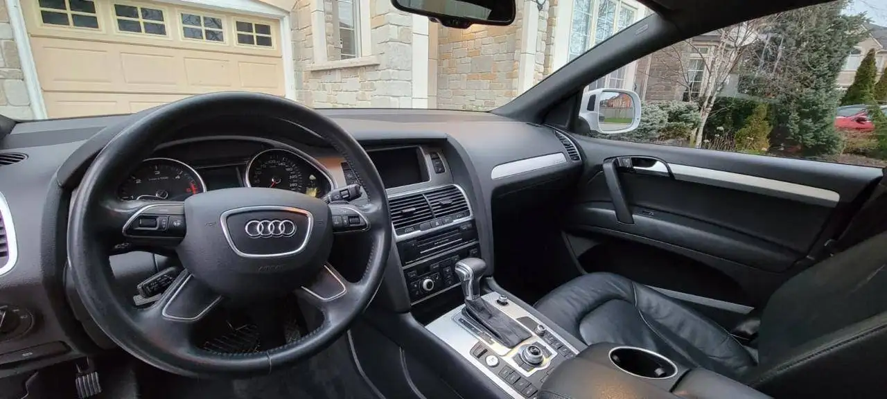 Audi Q7 снимка Audi Q7