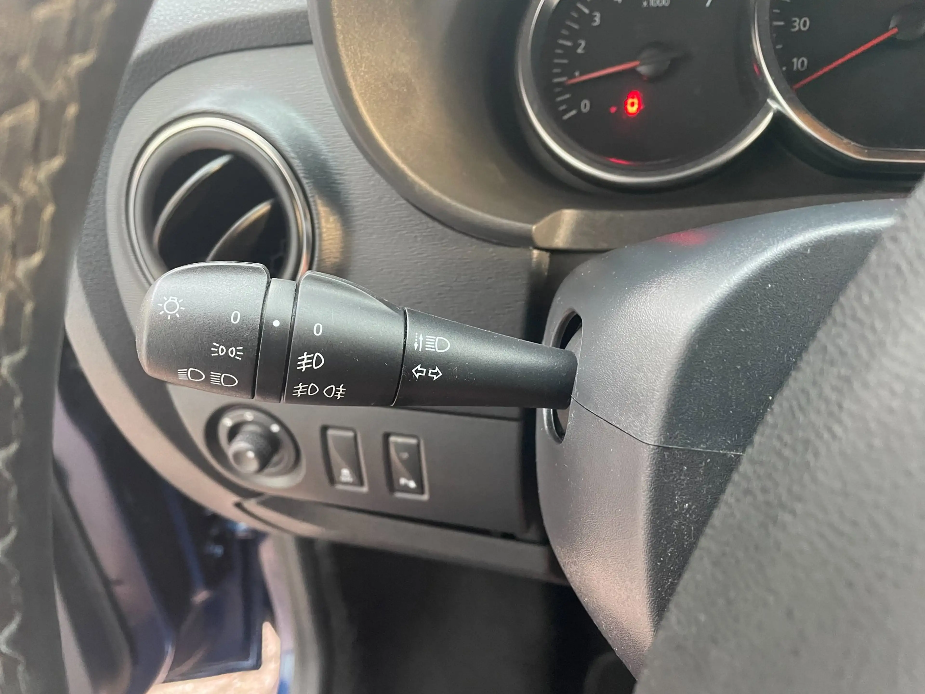 Dacia Dokker 1.2 TCe S&S Série Limitée Stepway — photo 14