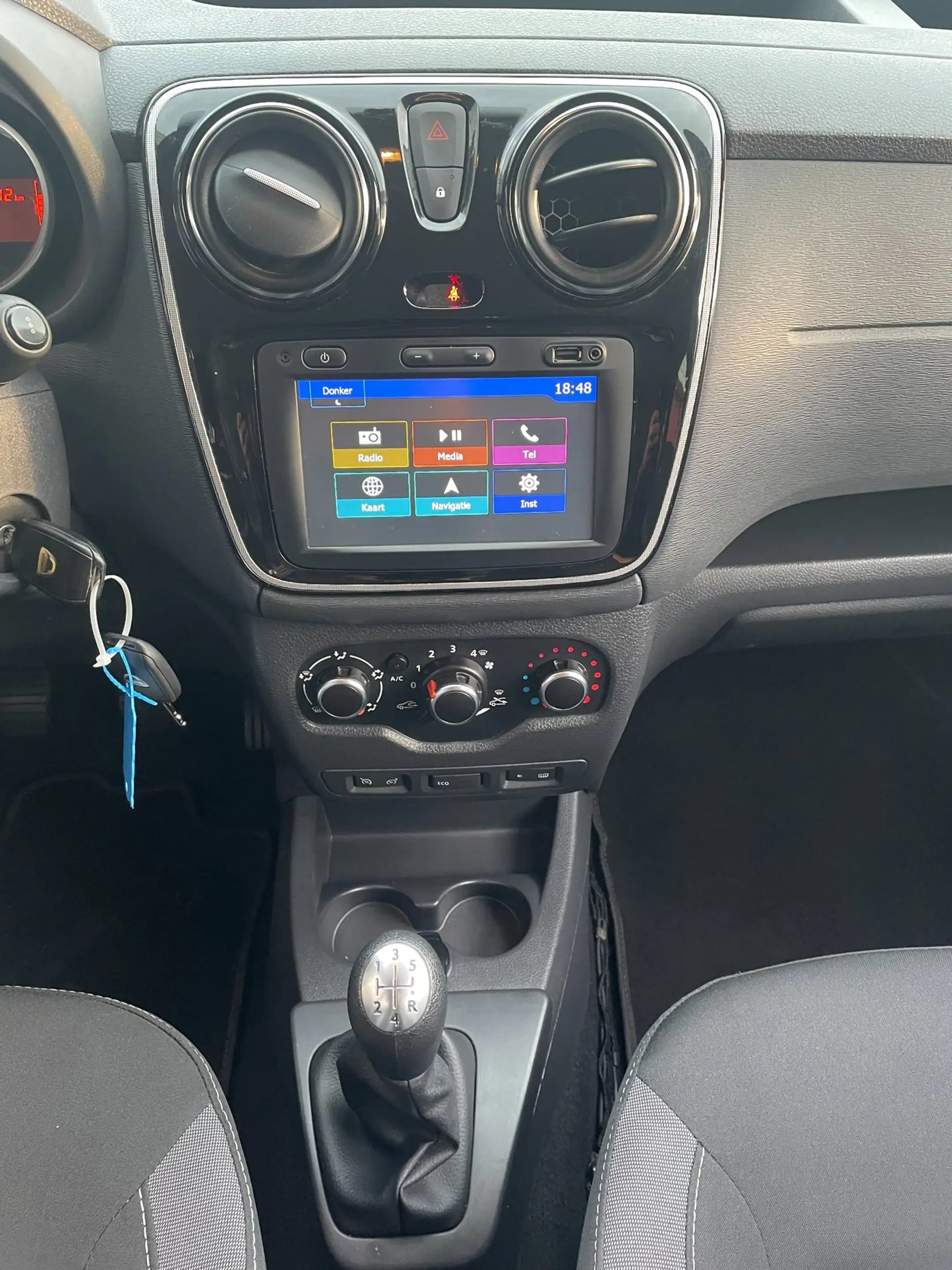 Dacia Dokker 1.2 TCe S&S Série Limitée Stepway — photo 8
