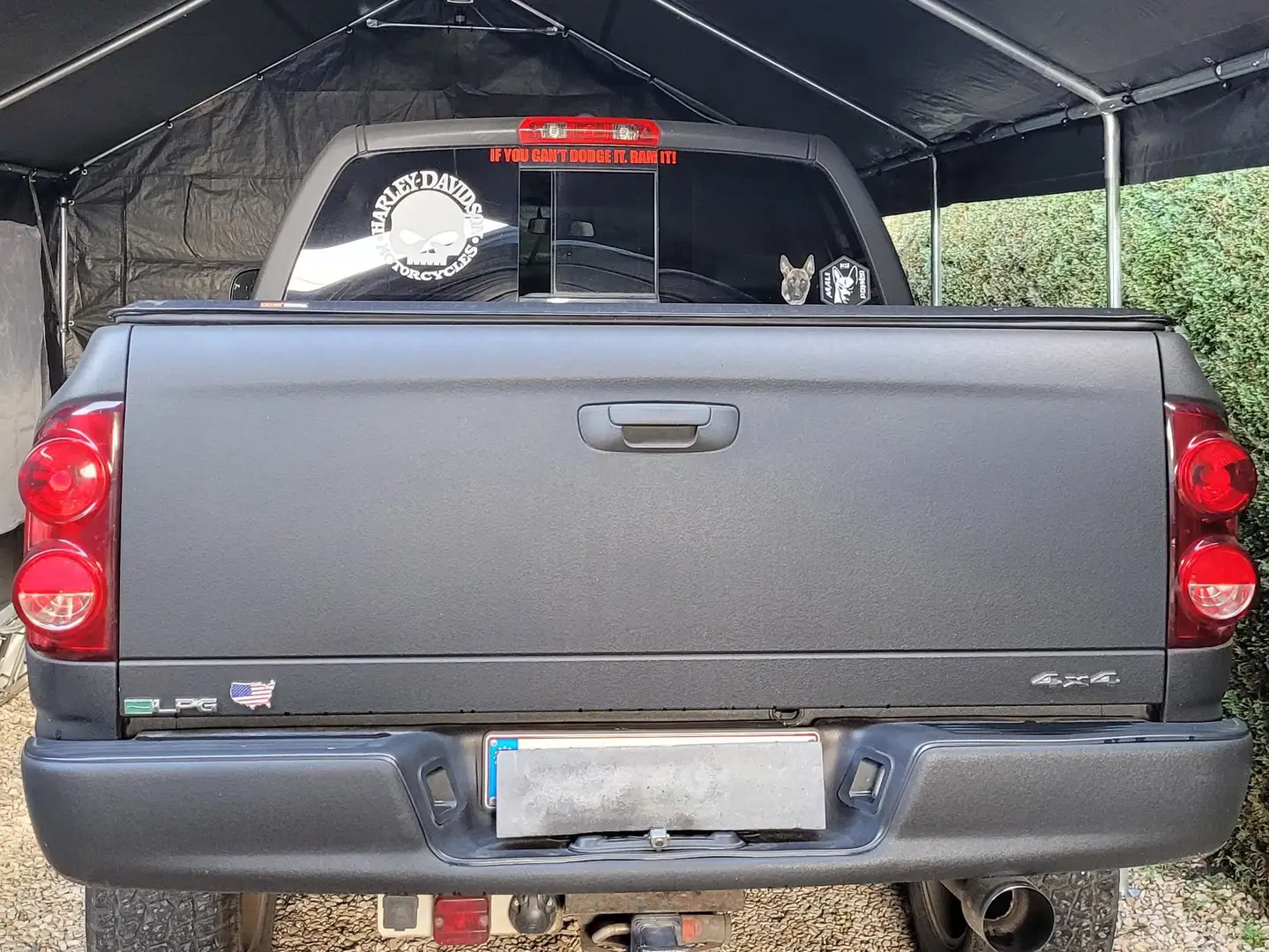 Dodge RAM Чорний - 2