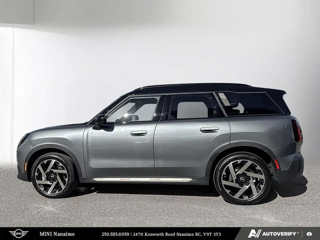 MINI Countryman снимка MINI Countryman