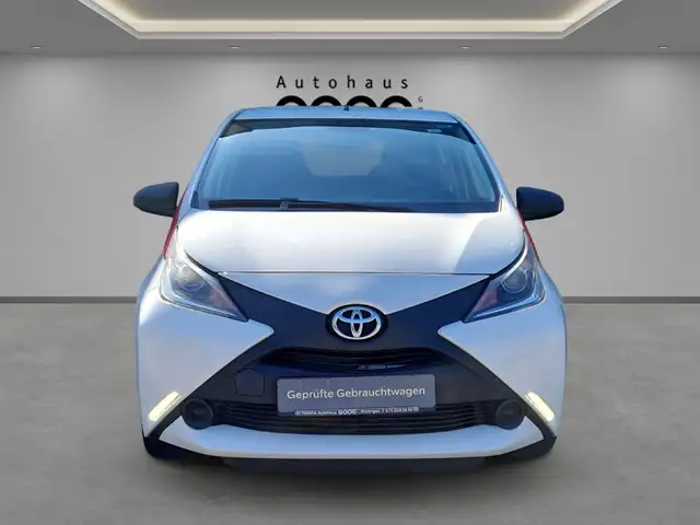 Toyota Aygo view 8