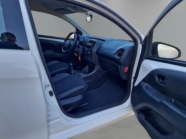 Toyota Aygo view 12