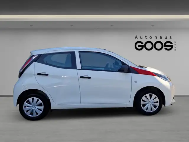 Toyota Aygo view 6