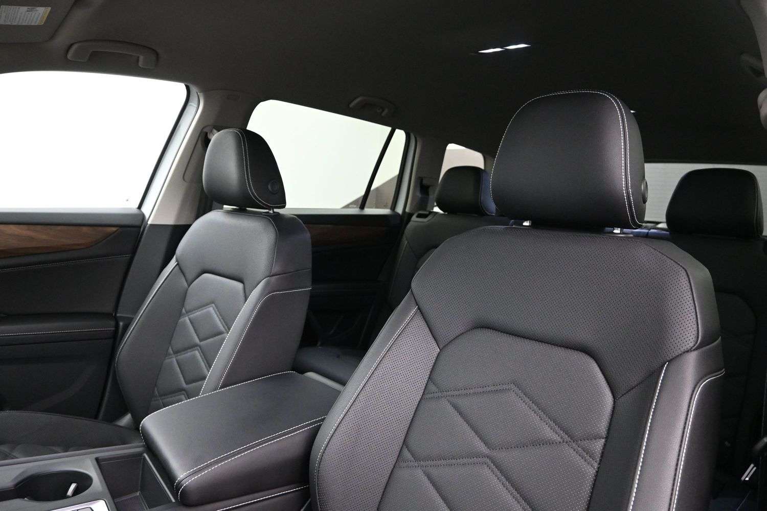 2026 Volkswagen Atlas Comfortline 2.0 TSI 4MOTION — photo 1