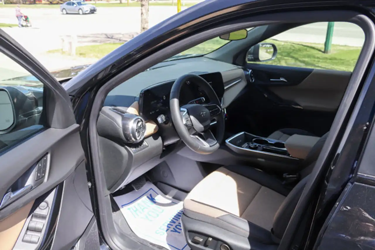 Chevrolet Equinox снимка Chevrolet Equinox