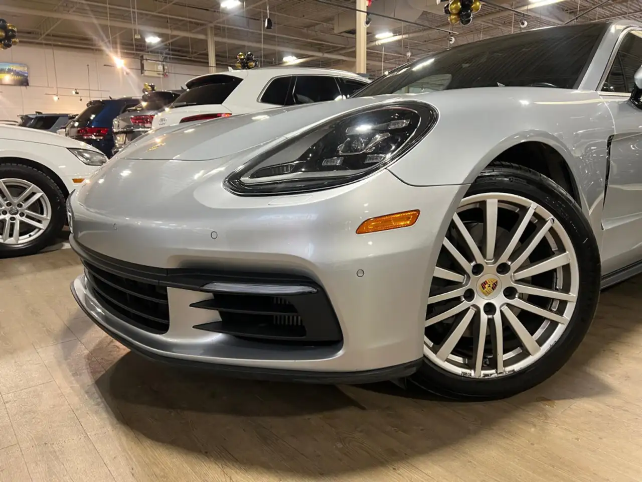 Porsche Panamera снимка Porsche Panamera