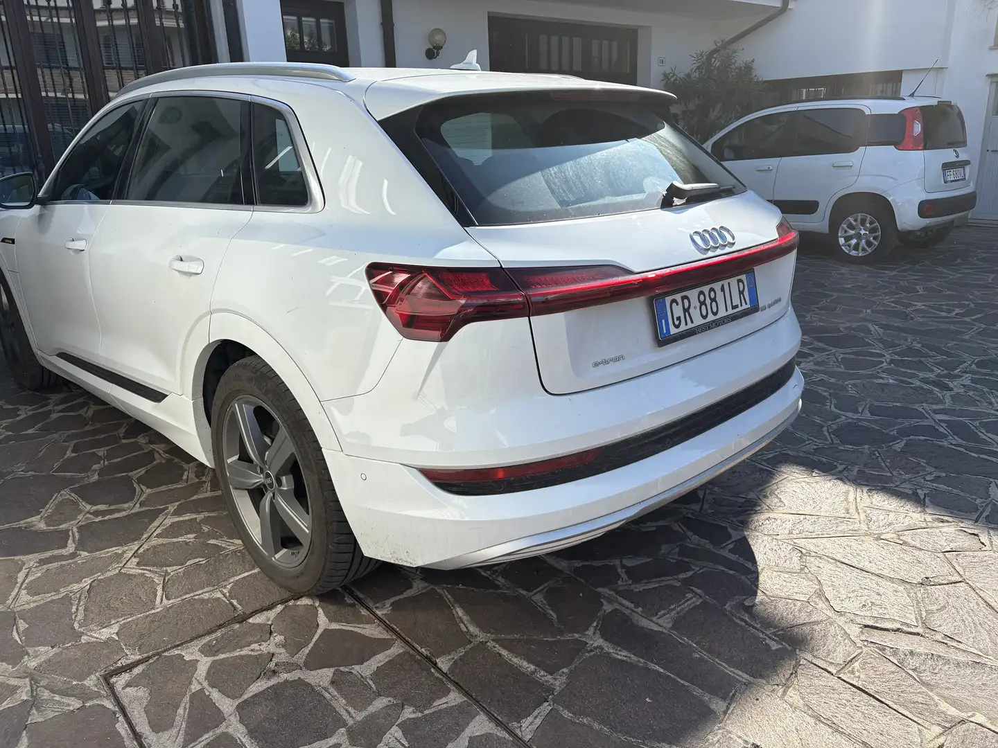 Audi e-tron S Sport Attitude quattro cvt - 1