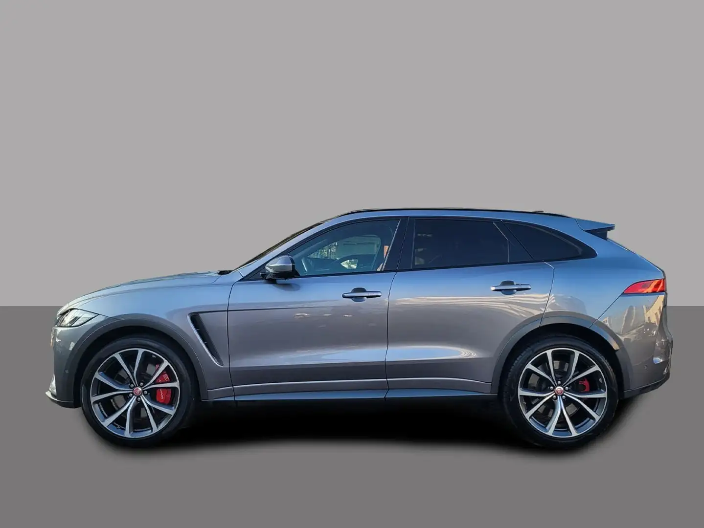 Jaguar F-Pace P550 SVR AWD 8-fach 22" Räder Gris - 2